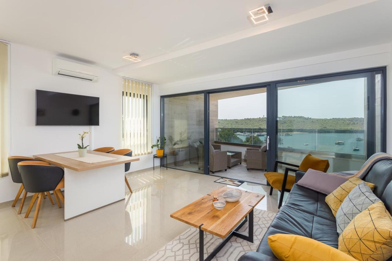 Apartamento Luton Banjole Exterior foto