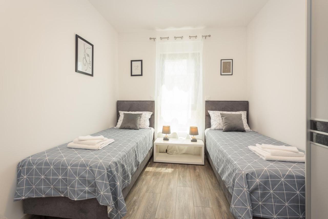 Apartamento Luton Banjole Exterior foto